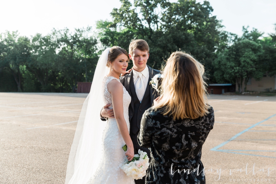 Caroline & Matthew - Mississippi Wedding Photographer - Lindsay Vallas Photography_0078