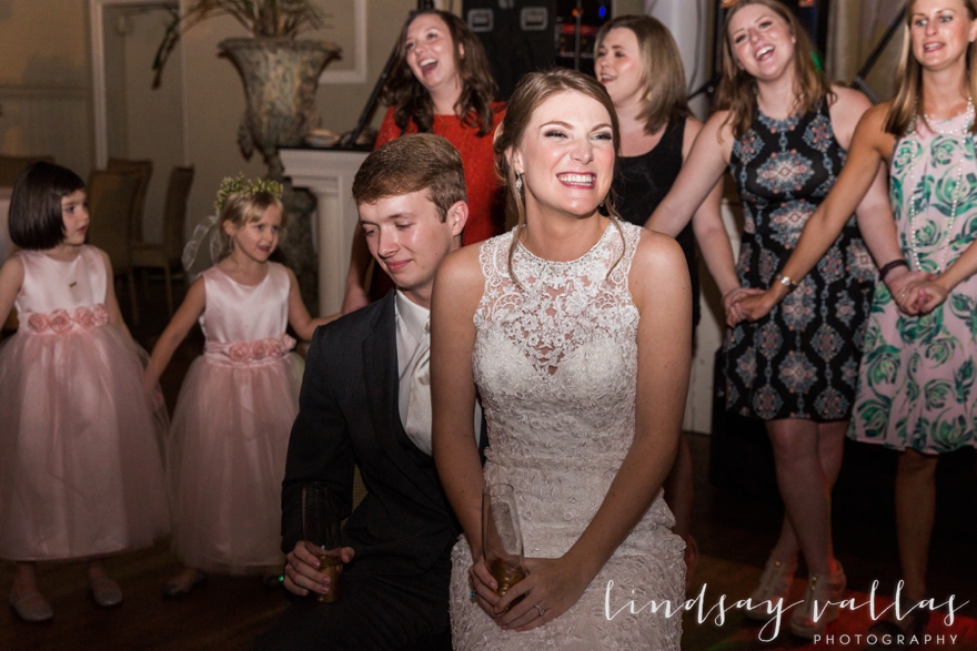 Caroline & Matthew - Mississippi Wedding Photographer - Lindsay Vallas Photography_0098