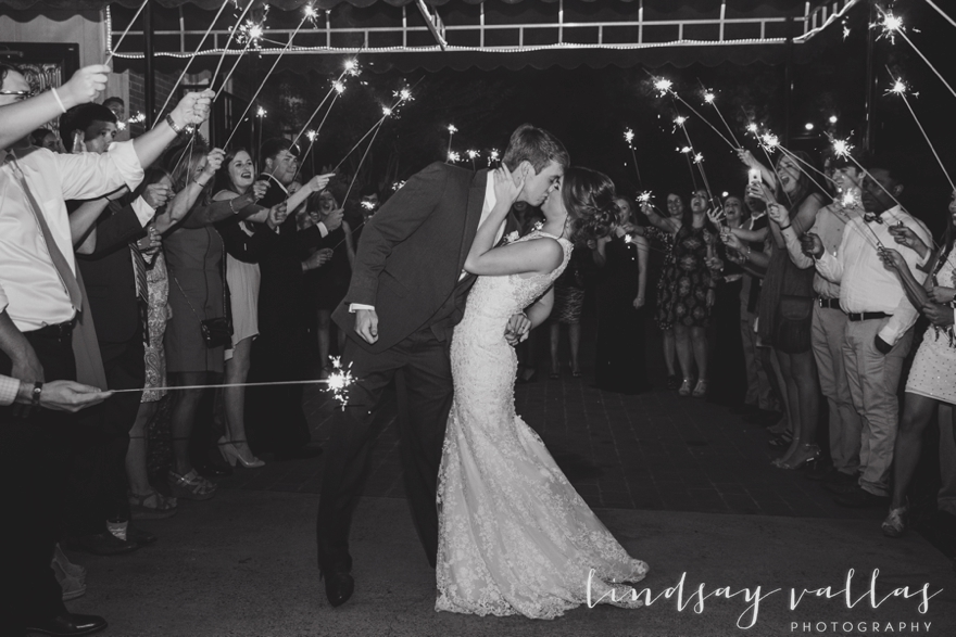 Caroline & Matthew - Mississippi Wedding Photographer - Lindsay Vallas Photography_0114