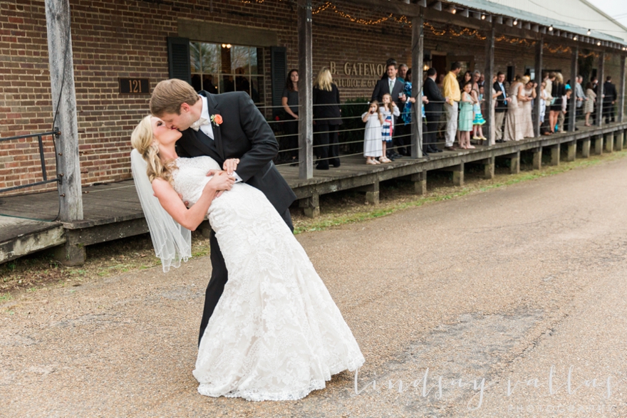 Chelsea & Brandon- Mississippi Wedding Photographer - Lindsay Vallas Photography_0082