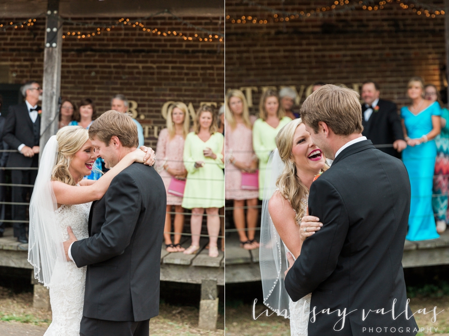 Chelsea & Brandon- Mississippi Wedding Photographer - Lindsay Vallas Photography_0083