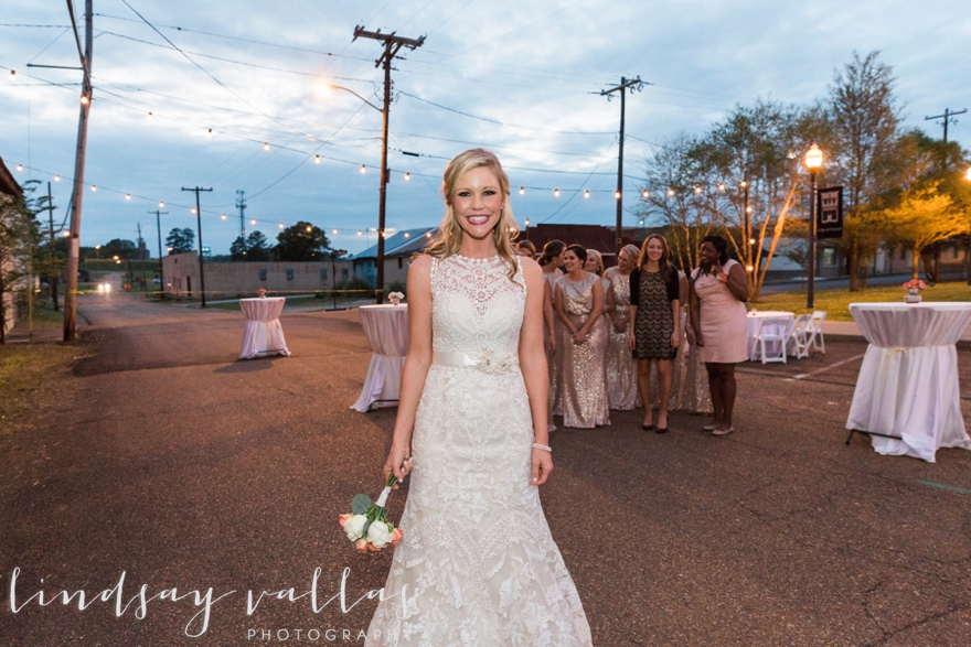Chelsea & Brandon- Mississippi Wedding Photographer - Lindsay Vallas Photography_0095