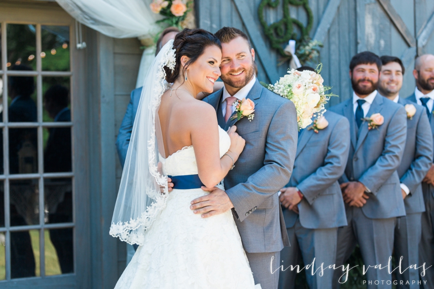 Karli & Jareth- Mississippi Wedding Photographer - Lindsay Vallas Photography_0044