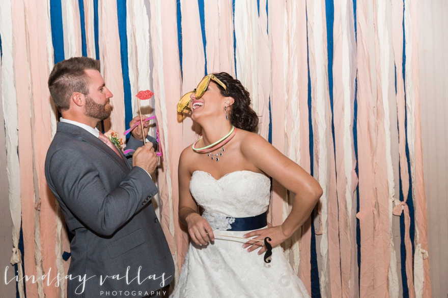 Karli & Jareth- Mississippi Wedding Photographer - Lindsay Vallas Photography_0077