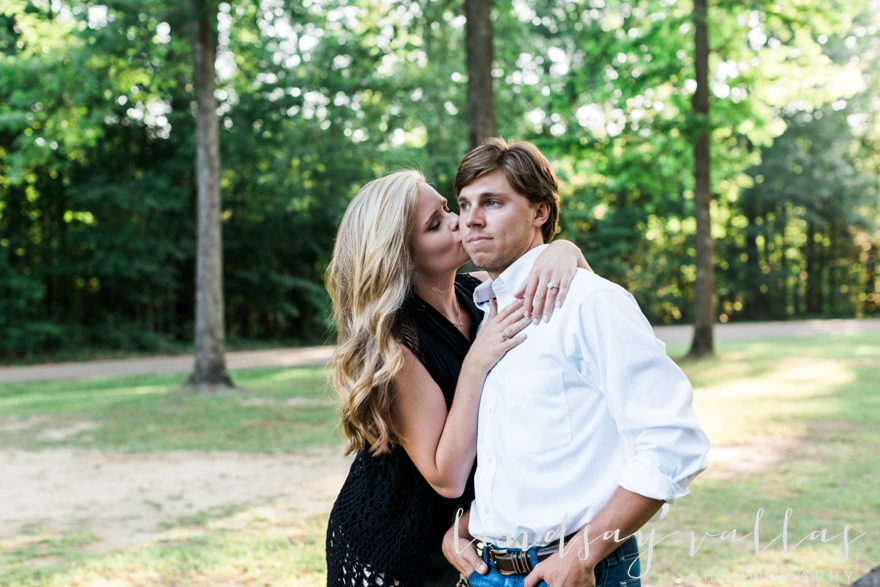 Natalie & Alex- Mississippi Wedding Photographer - Lindsay Vallas Photography_0013