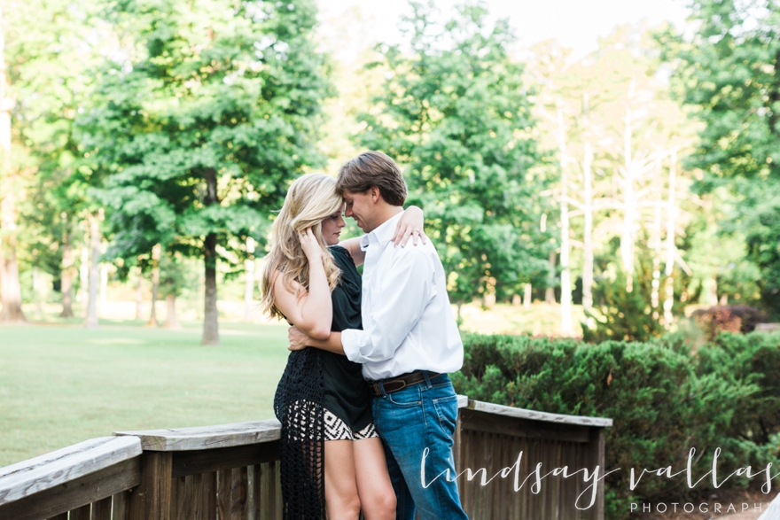 Natalie & Alex- Mississippi Wedding Photographer - Lindsay Vallas Photography_0018