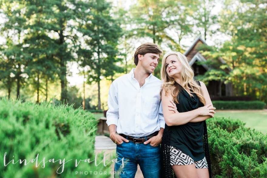 Natalie & Alex- Mississippi Wedding Photographer - Lindsay Vallas Photography_0021