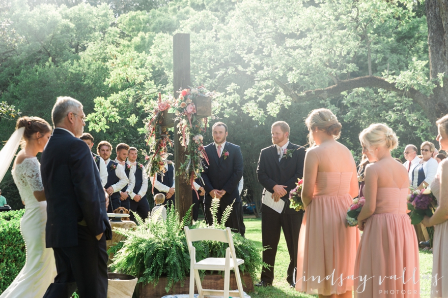 Sara & Corey Wedding - Mississippi Wedding Photographer - Lindsay Vallas Photography_0097