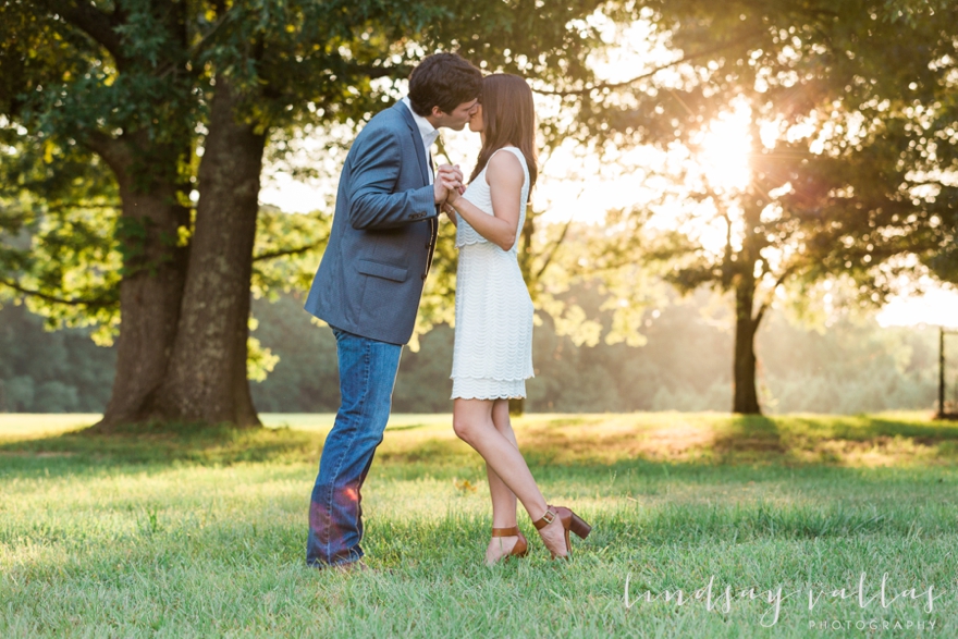 Anna & Ty Wedding - Mississippi Wedding Photographer - Lindsay Vallas Photography_0026