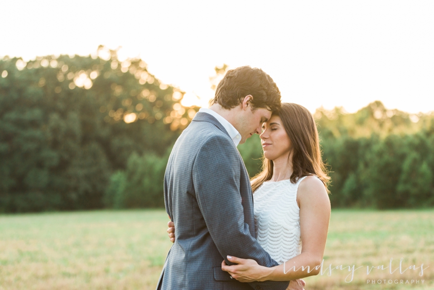 Anna & Ty Wedding - Mississippi Wedding Photographer - Lindsay Vallas Photography_0037