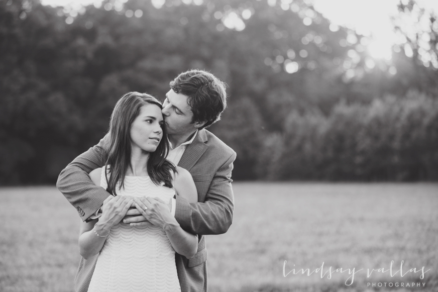 Anna & Ty Wedding - Mississippi Wedding Photographer - Lindsay Vallas Photography_0040