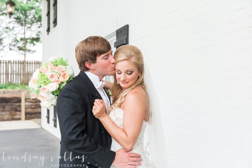 Shea & Wes - Mississippi Wedding Photographer - Lindsay Vallas Photography_0139