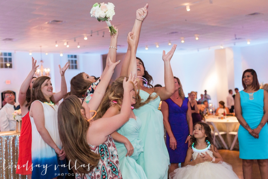 Shea & Wes - Mississippi Wedding Photographer - Lindsay Vallas Photography_0213