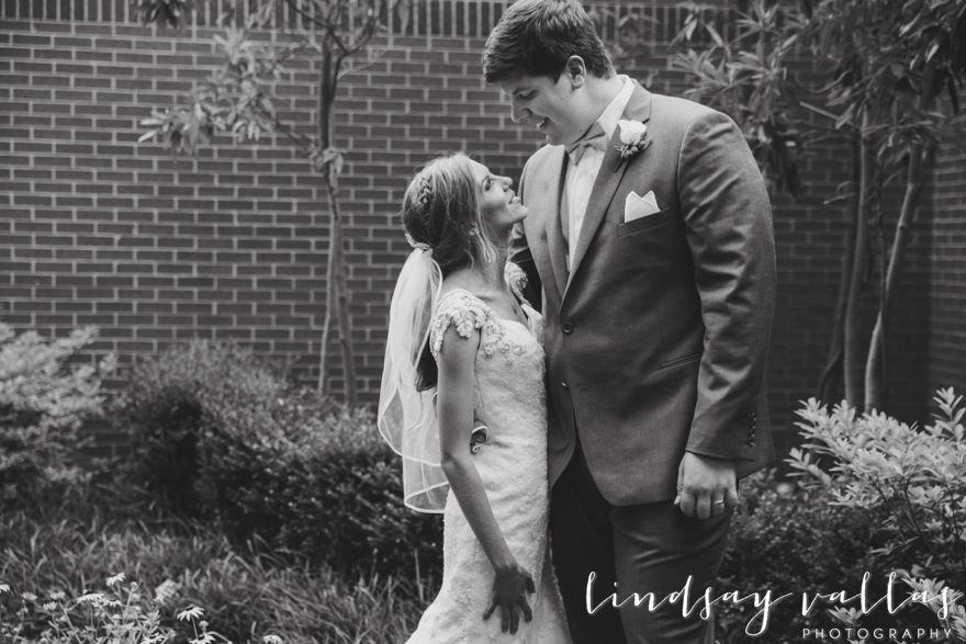 Maegan & Logan Wedding - Mississippi Wedding Photographer - Lindsay Vallas Photography_0052