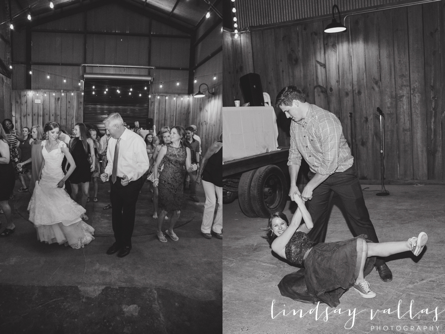 Maegan & Logan Wedding - Mississippi Wedding Photographer - Lindsay Vallas Photography_0074