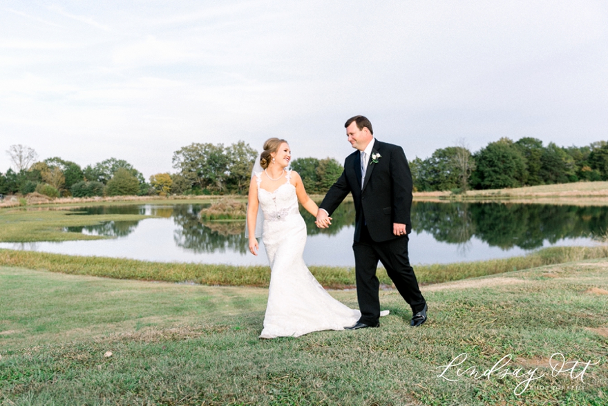 Mississippi Wedding with Antique Details