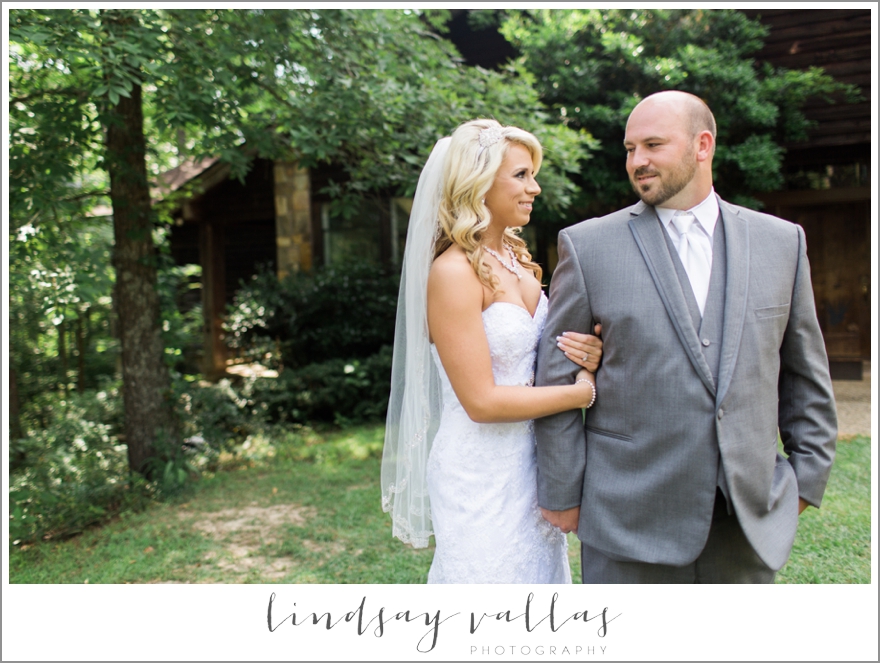 Devin & Bud Wedding - Mississippi Wedding Photographer Lindsay Vallas Photography_0001