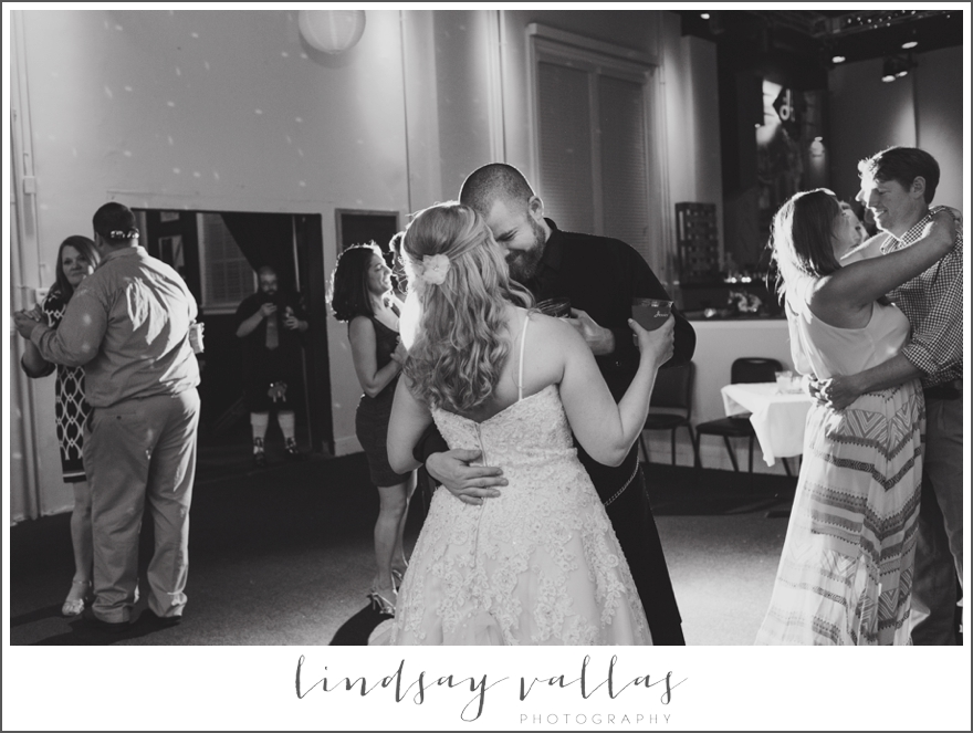 Jessica and Lucas Wedding - Mississippi Wedding Photographer Lindsay Vallas Photography_0088.jpg