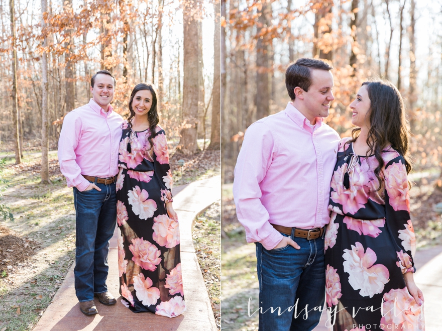 Kelsey & Cameron's Engagement Session - Mississippi Wedding Photographer - Lindsay Vallas Photography_0004