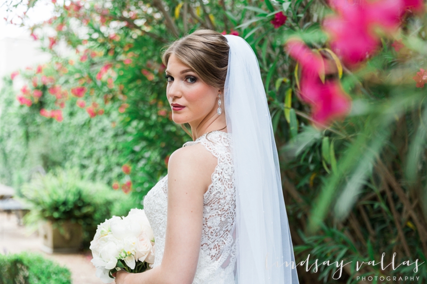 Caroline & Matthew - Mississippi Wedding Photographer - Lindsay Vallas Photography_0017