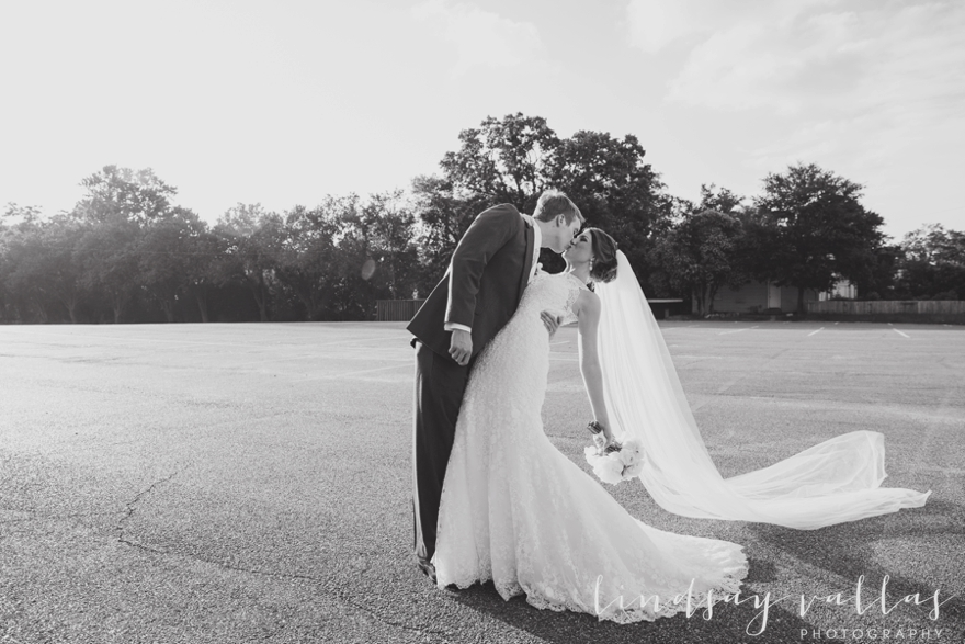 Caroline & Matthew - Mississippi Wedding Photographer - Lindsay Vallas Photography_0080