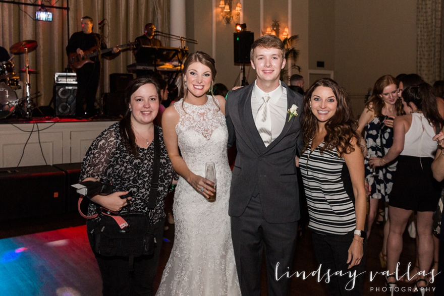 Caroline & Matthew - Mississippi Wedding Photographer - Lindsay Vallas Photography_0103