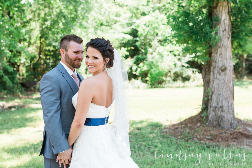 Karli & Jareth- Mississippi Wedding Photographer - Lindsay Vallas Photography_0001