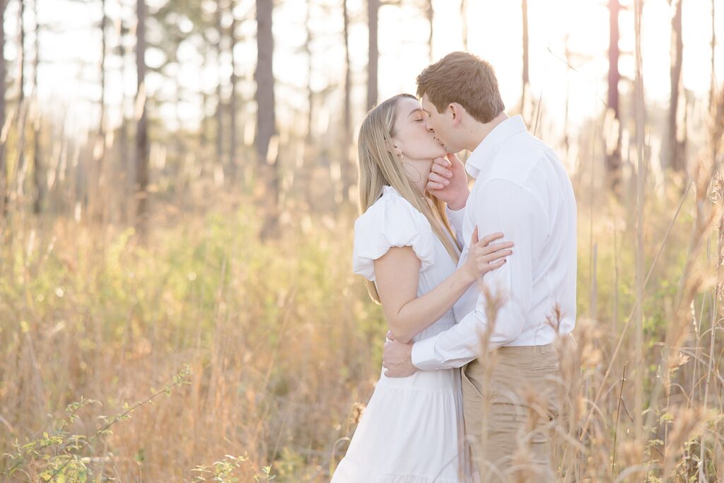 Romantic southern engagement session