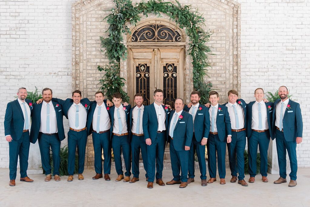 Bellawood The Venue Florence Mississippi Wedding Party, Lindsay Ott Photography